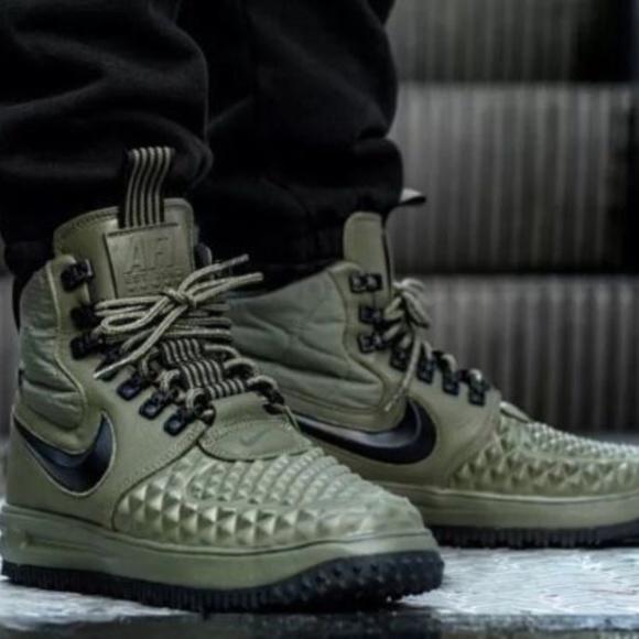 nike lunar force 17 duckboot